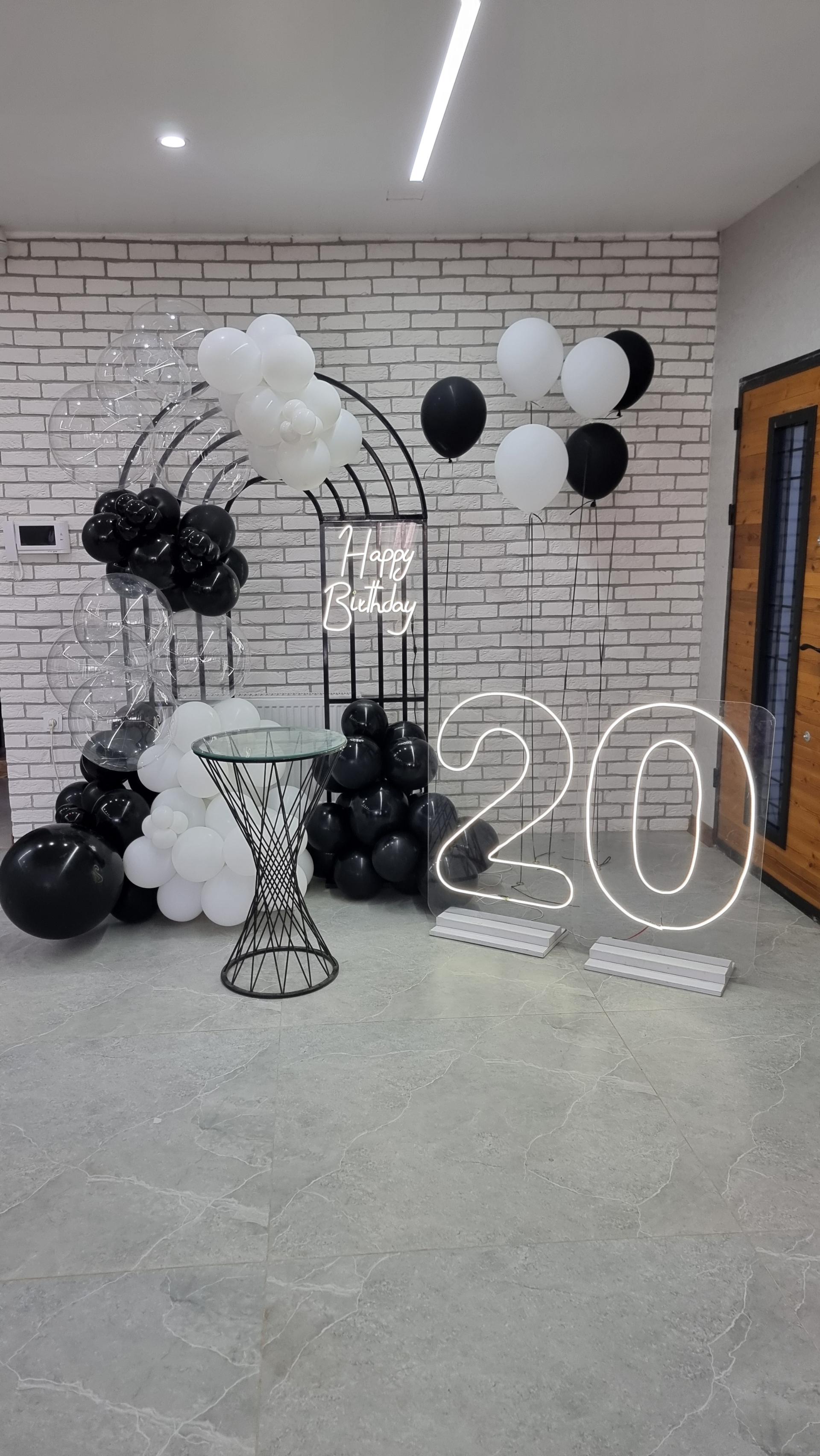 عکس فروشگاه سرزمین تولد