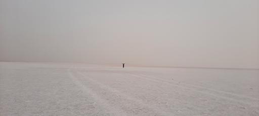 عکس دریاچه نمک حوض سلطان قم