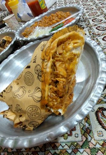 عکس ریوگ صبحانه و شام محلی