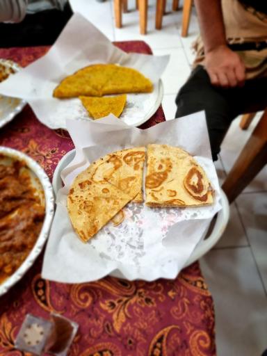 عکس ریوگ صبحانه و شام محلی