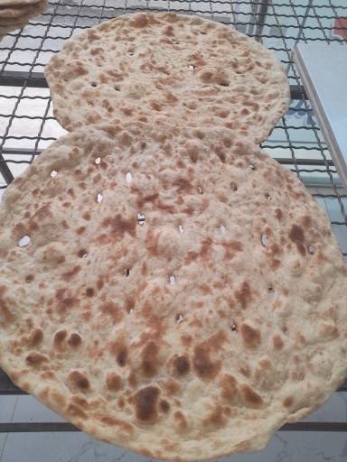 عکس بربری خراسانی و نان سبوس دار شهر نان