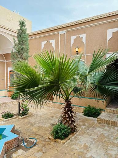 عکس خانه سنتی نگار ورزنه