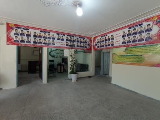 عکس دبیرستان پسرانه غیردولتی علم و تجربه