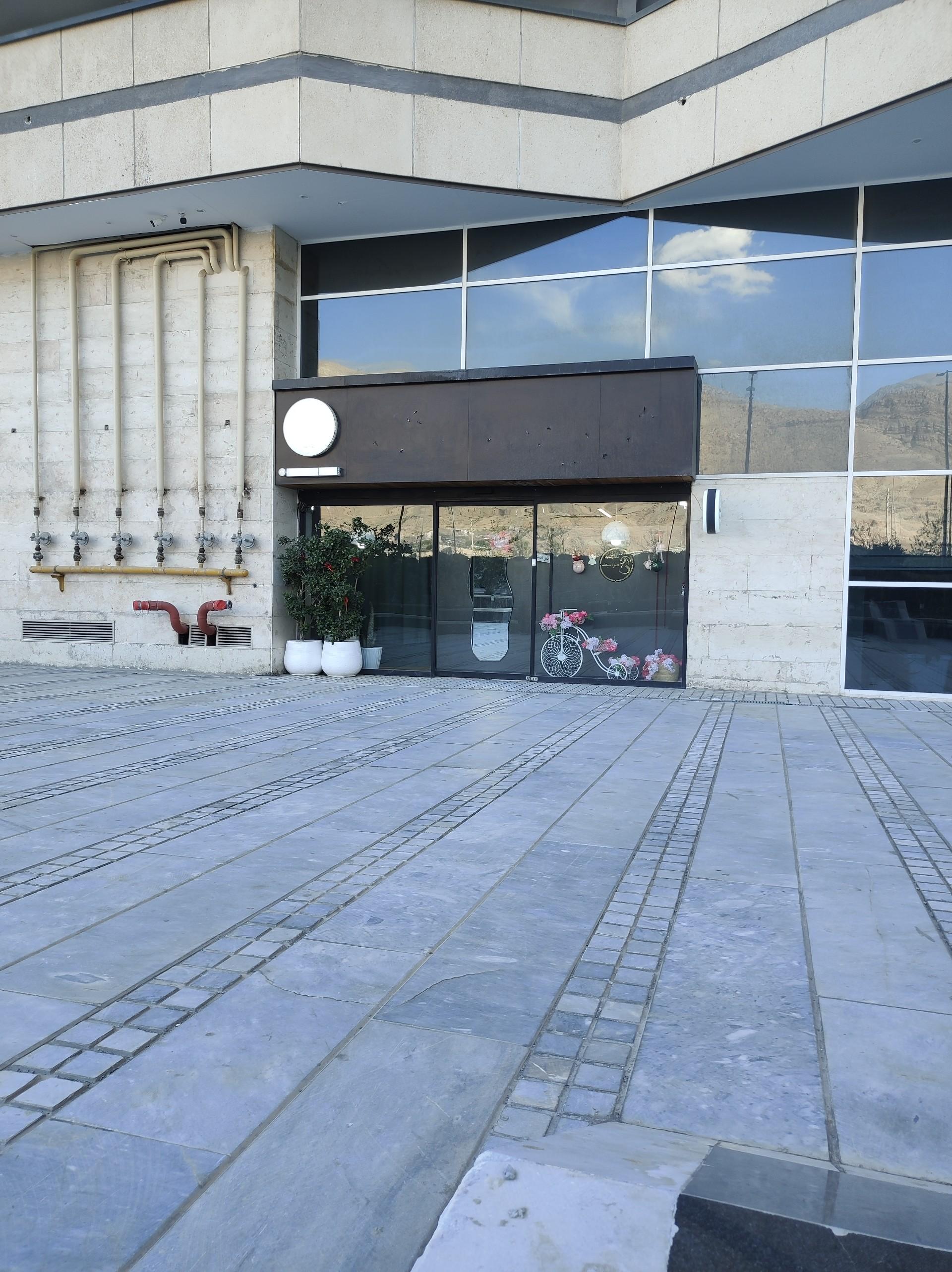 عکس سالن زیبایی سارا نیک