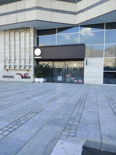 عکس سالن زیبایی سارا نیک