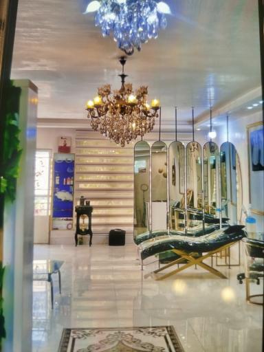 عکس سالن زیبایی ملکه نقره ای 