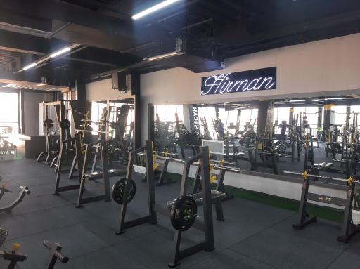 عکس باشگاه بدنسازی هیرمان
