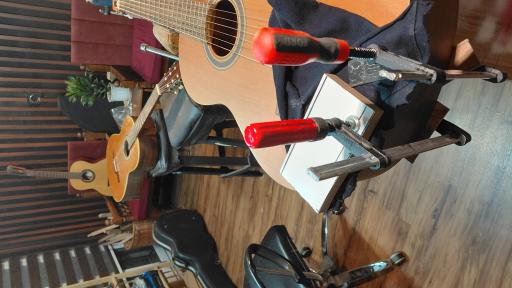 عکس کارگاه تعمیر و تولید ساز نامیرآ