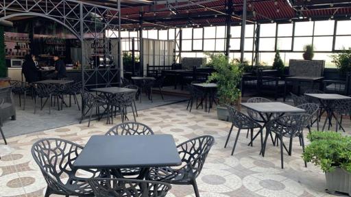 عکس کافی شاپ بام ایرانی