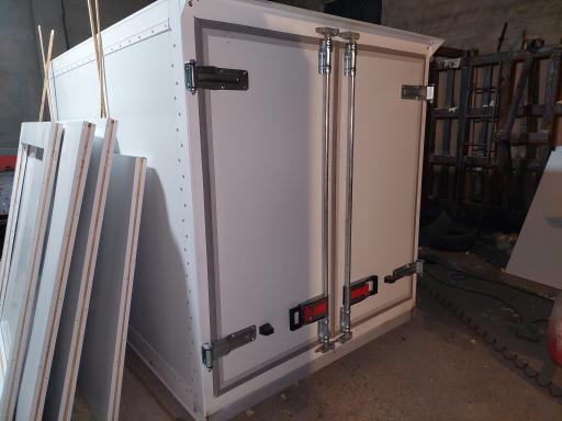 عکس یخچال سازی پارس برودت