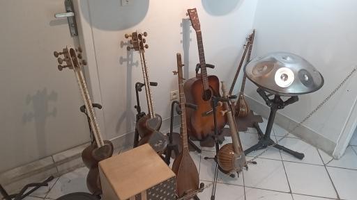 عکس آموزشگاه موسیقی اکتاو 