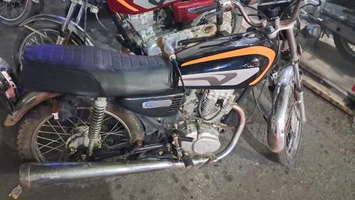 عکس موتور سیکلت مصدق (شعبه۳)