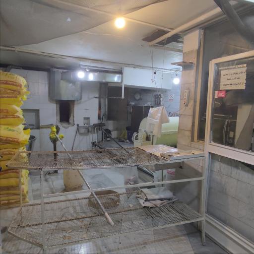 عکس نانوایی سنگک مسجد النبی