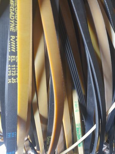 فروشگاه تسمه پیروز