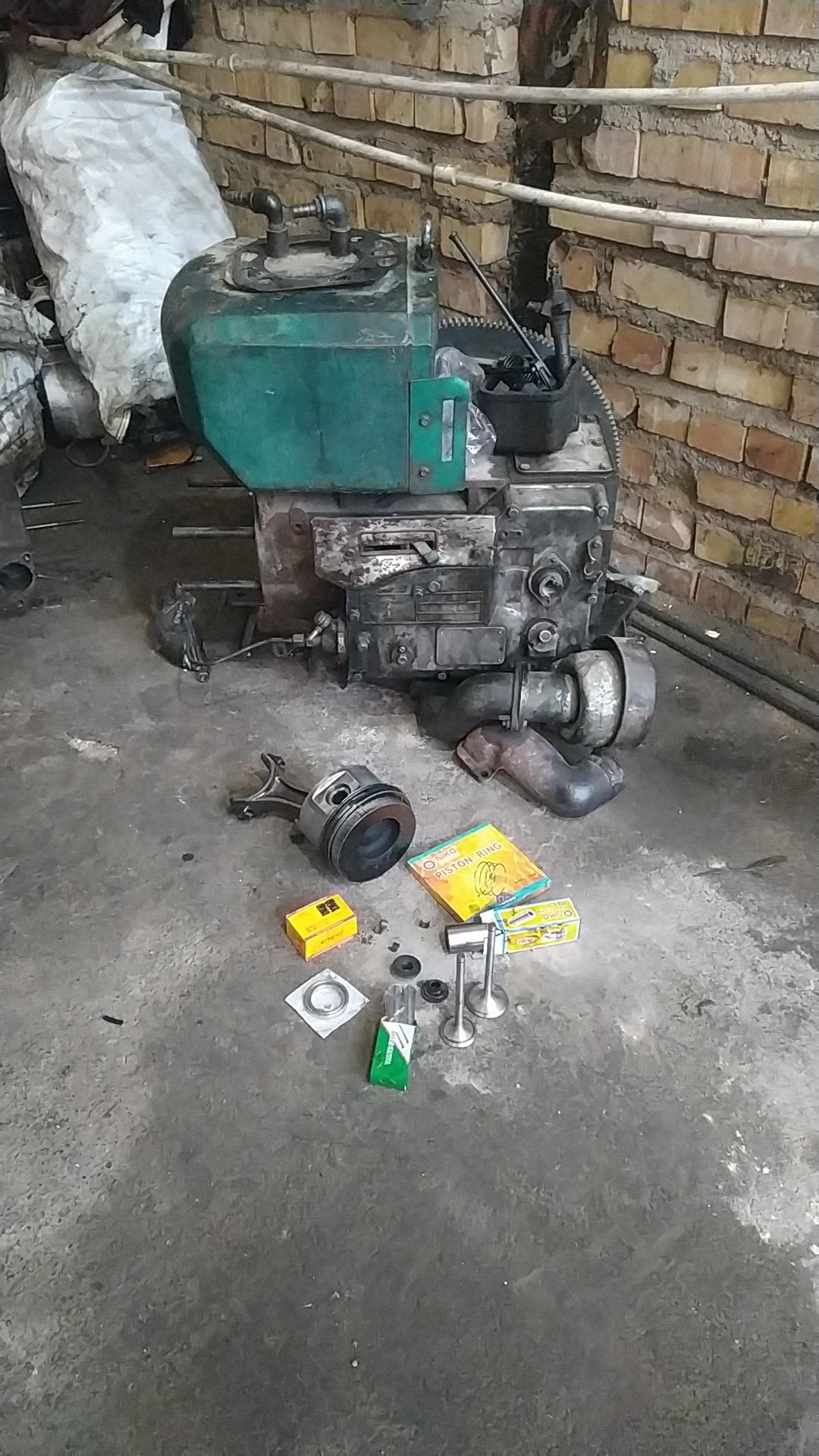 عکس تعمیرگاه مکانیکی حامد برخان