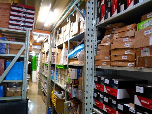 عکس لوازم یدکی برادران ملت