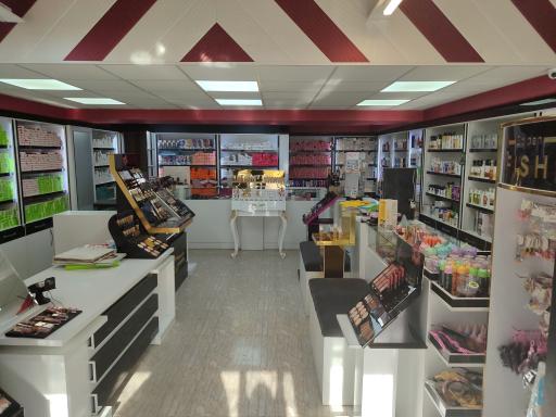 عکس آرایش بهداشتی چهره‌ها