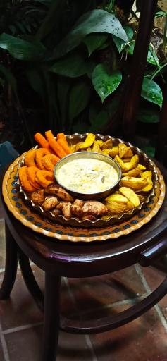 عکس اقامتگاه بومگردی خانه حکیم