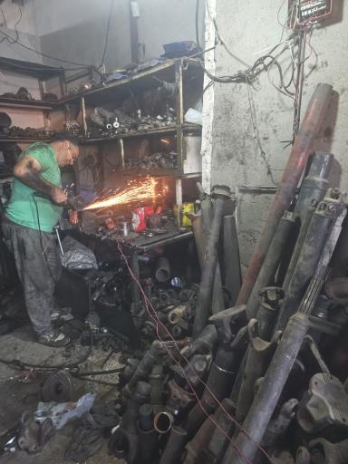 عکس گاردان سازی و تراشکاری وحید