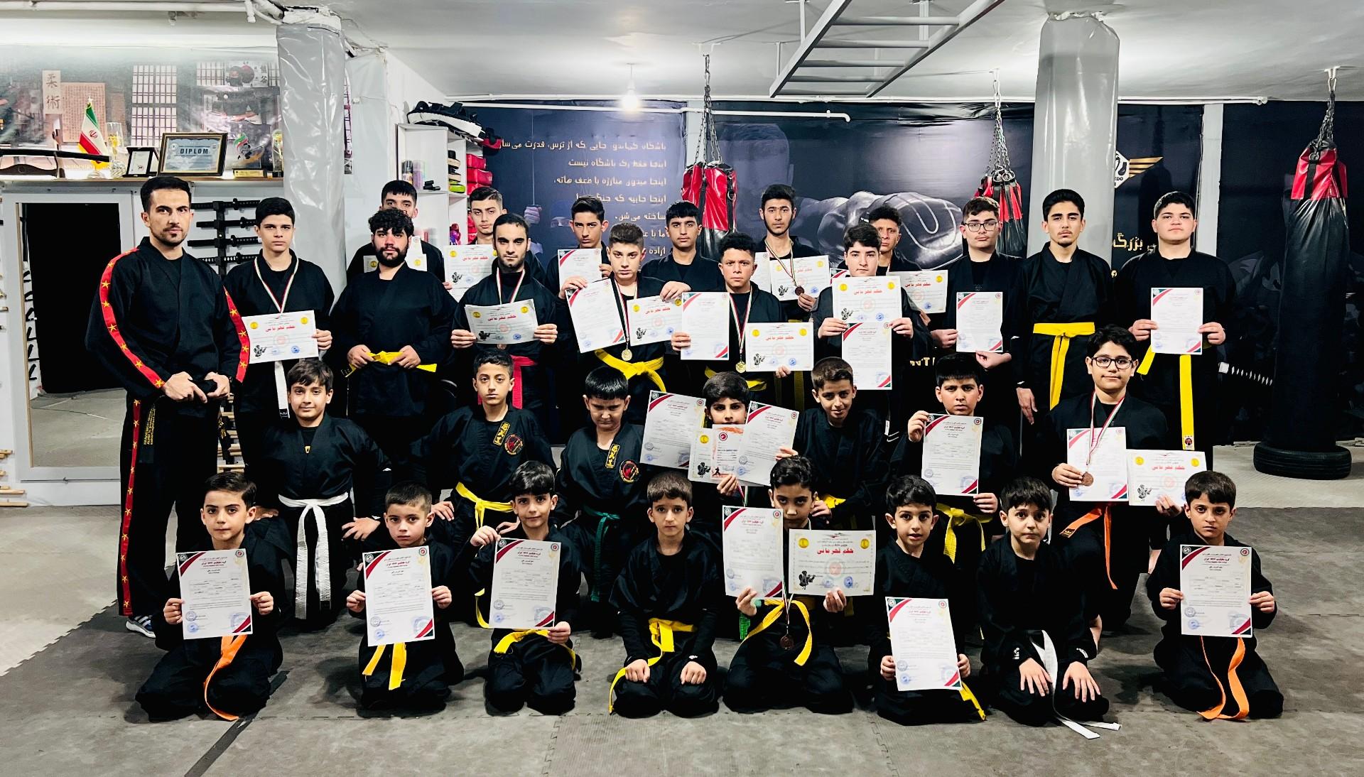 عکس باشگاه ورزشی رزمی کُماندو