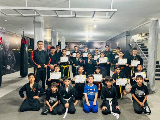 عکس باشگاه ورزشی رزمی کُماندو