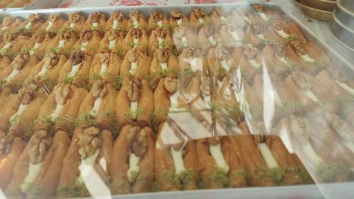 عکس باقلوا استانبولی امین