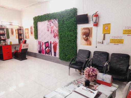 عکس آرایشگاه مجلسی
