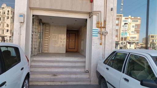 عکس شرکت لوازم آرایشی و بهداشتی حکیمی