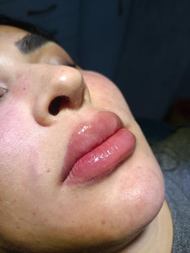 عکس کلینیک پوست مو و زیبایی دکتر فاطمه مهدی پور 