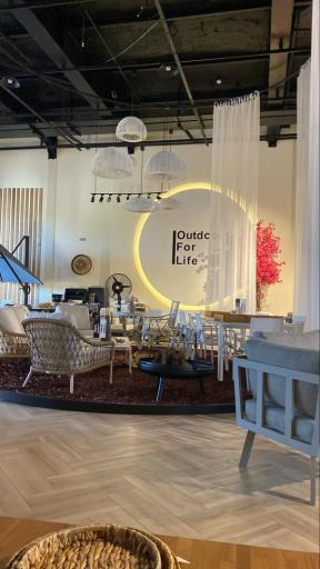 مبلمان باغی و تراس کنزی لیپاریس