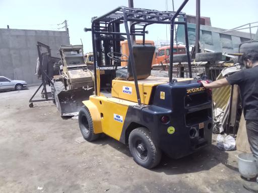 عکس خرید و فروش و تعمیرات لیفتراک و لودر پاتریس