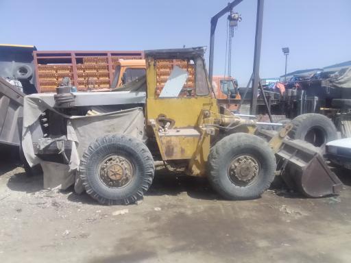 عکس خرید و فروش و تعمیرات لیفتراک و لودر پاتریس