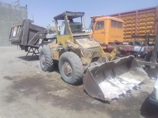 عکس خرید و فروش و تعمیرات لیفتراک و لودر پاتریس