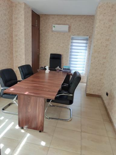 عکس دفتر وکالت اکبر قربانی 