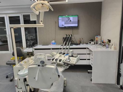 عکس مطب دکتر لیلا فرزادی 