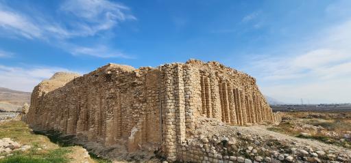 عکس کاخ اردشیر بابکان