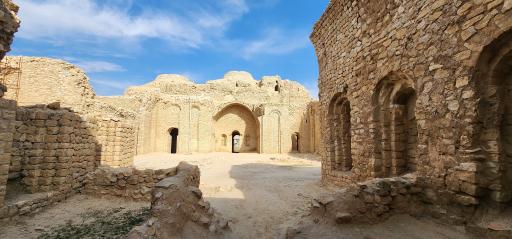 عکس کاخ اردشیر بابکان