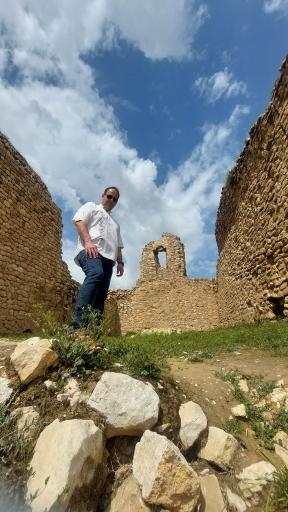 عکس کاخ اردشیر بابکان