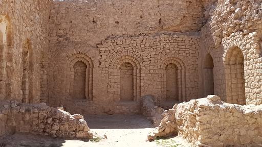 عکس کاخ اردشیر بابکان