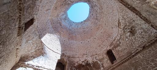 عکس کاخ اردشیر بابکان