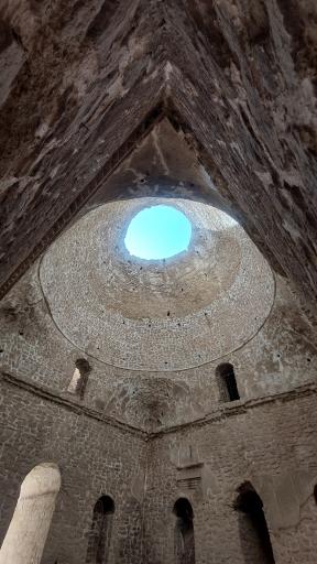 عکس کاخ اردشیر بابکان