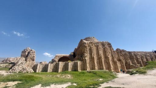 عکس کاخ اردشیر بابکان