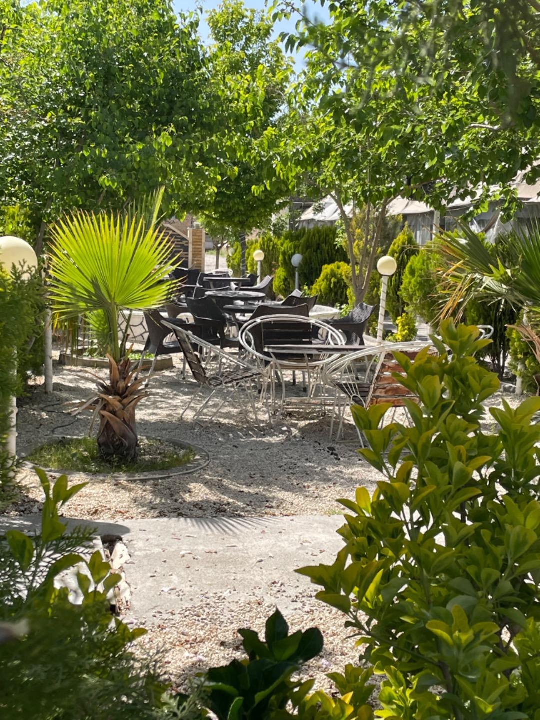 عکس کافه هزار و یک شب