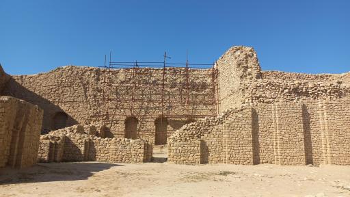 عکس کاخ اردشیر بابکان