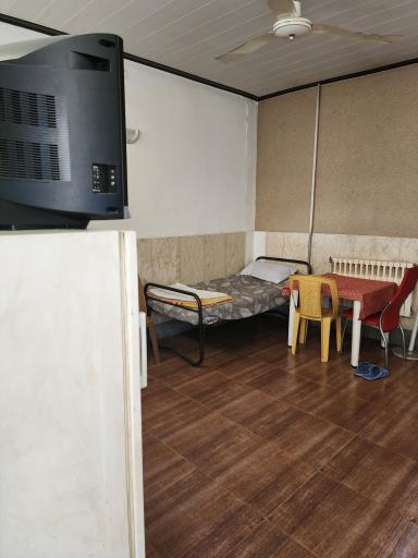 مهمانپذیر نمونه