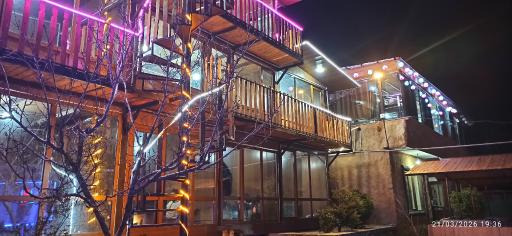 عکس اقامتگاه بومگردی باغ آرزوها