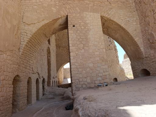 عکس کاخ اردشیر بابکان