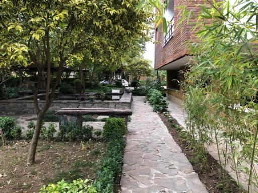 عکس باغ خورشید