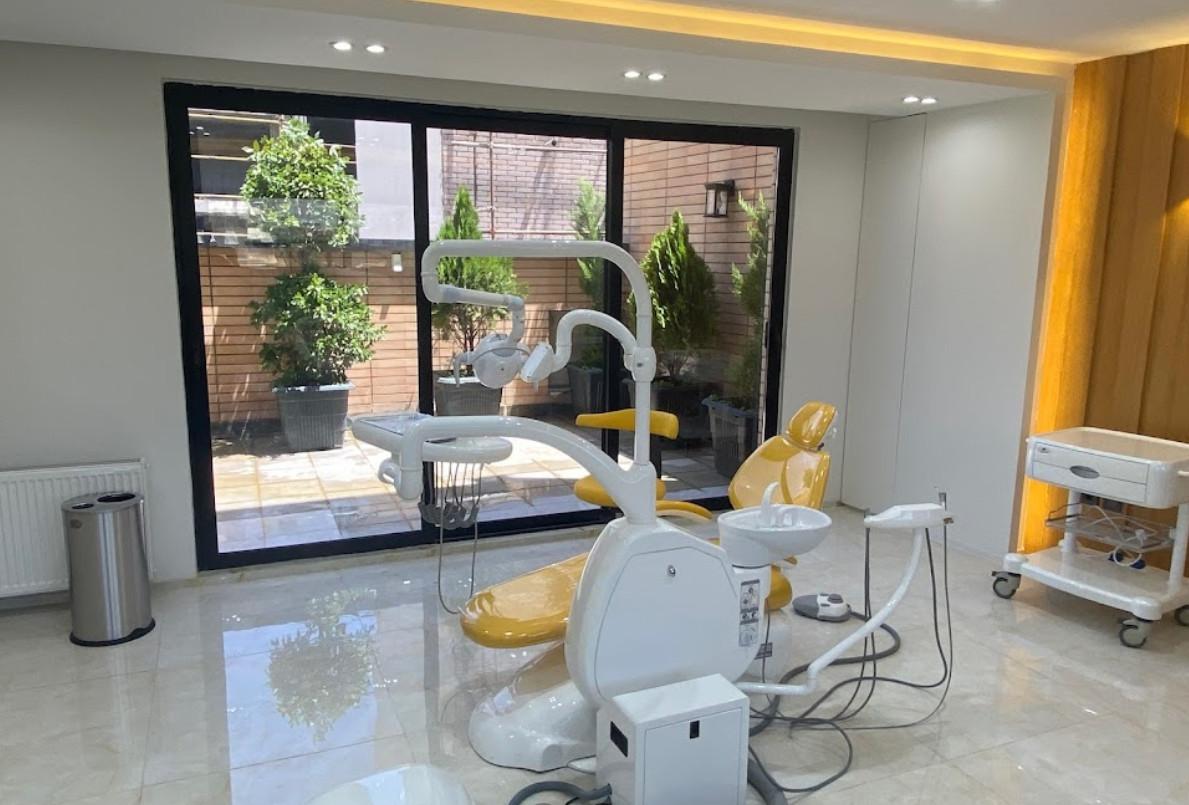 عکس مطب دندانپزشکی دکتر مینا صادقی