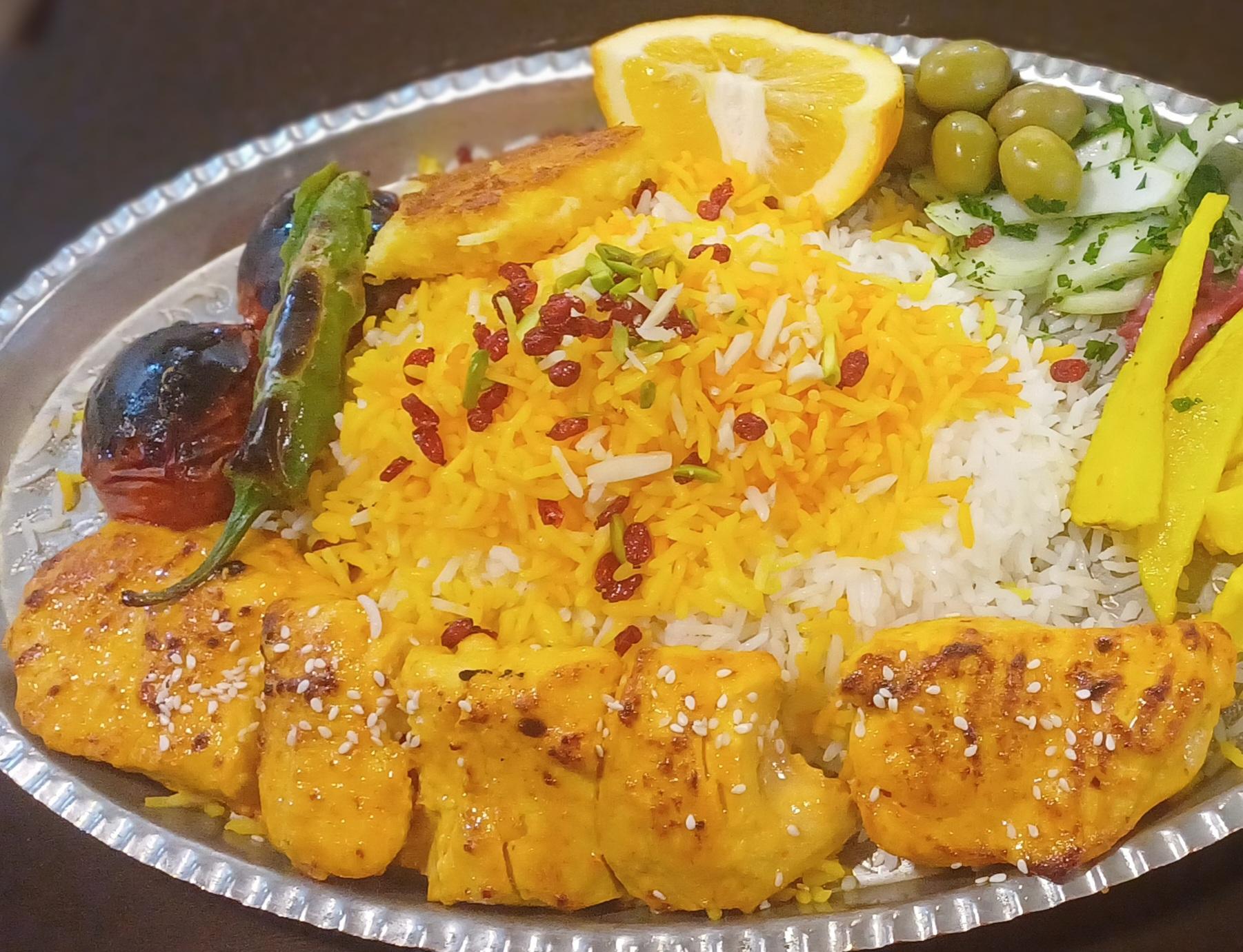 عکس کترینگ غذای حضرتی